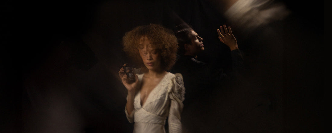 Between Presence and Absence: The Haunting of L’Hantise